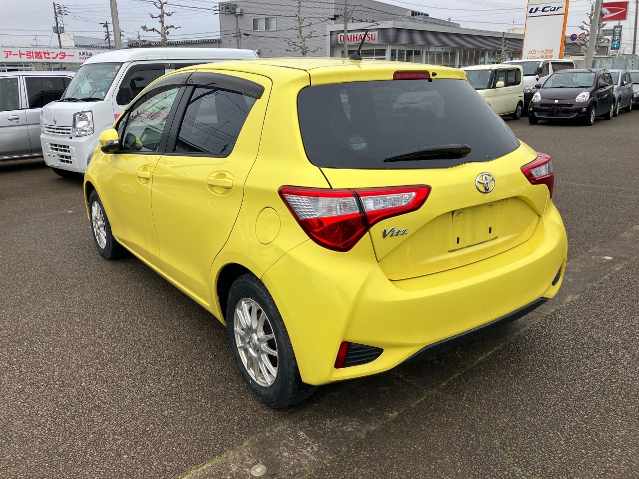 TOYOTA VITZ