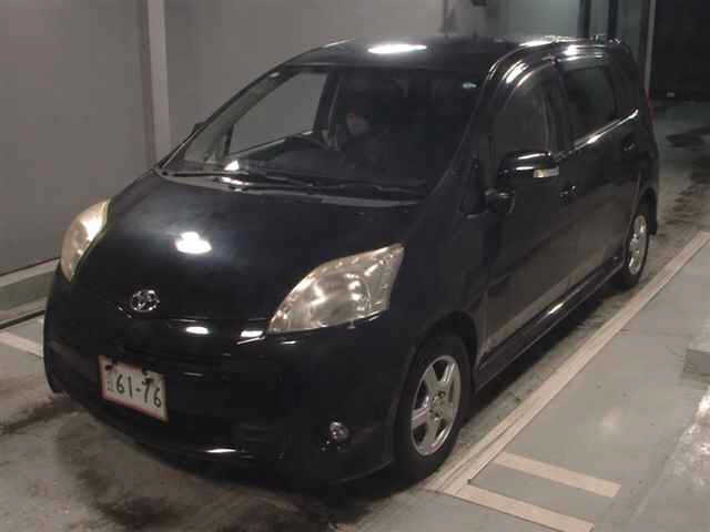 TOYOTA PASSO SETTE