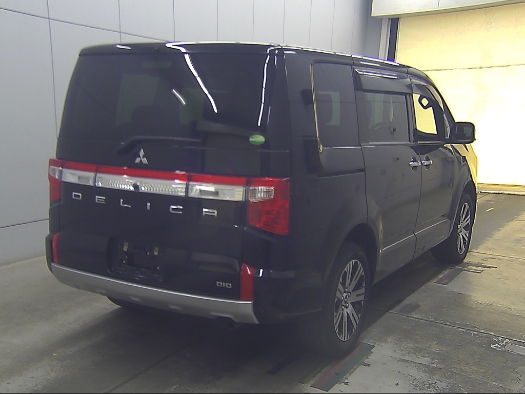 MITSUBISHI DELICA D:5