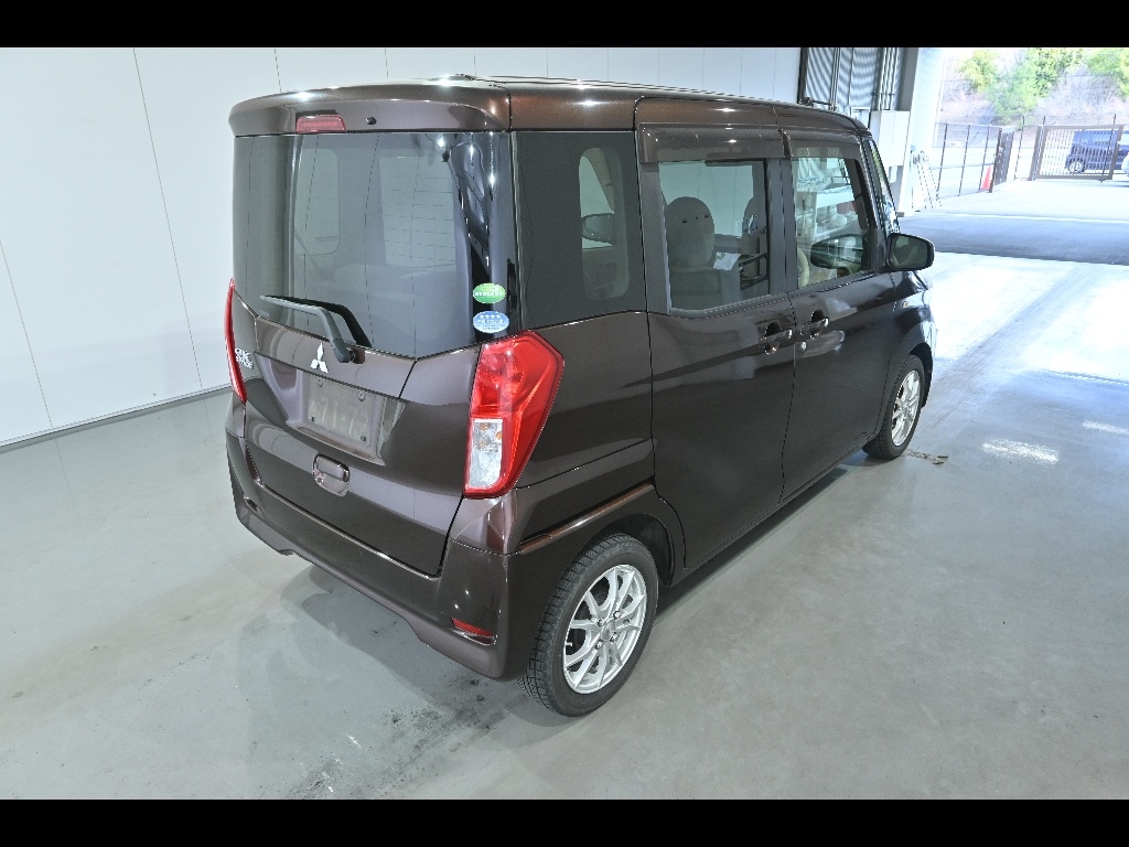 MITSUBISHI EK SPACE