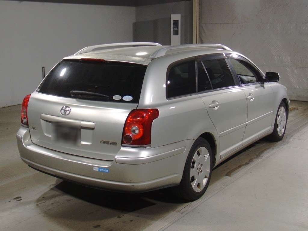 TOYOTA AVENSIS