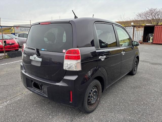 TOYOTA SPADE