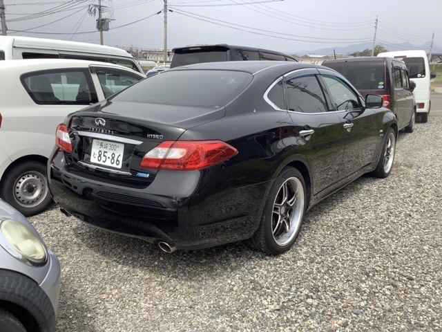 NISSAN FUGA