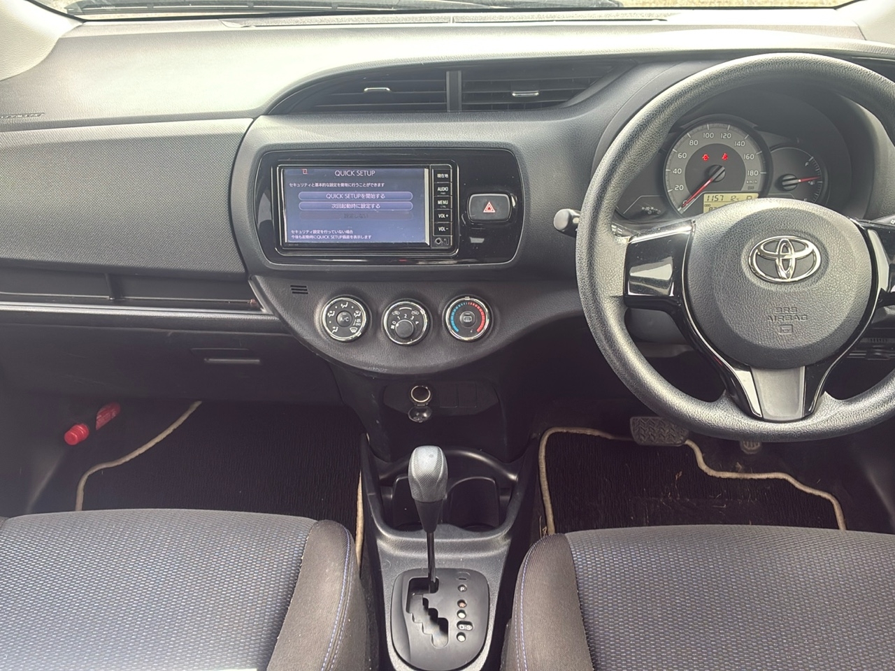 TOYOTA VITZ