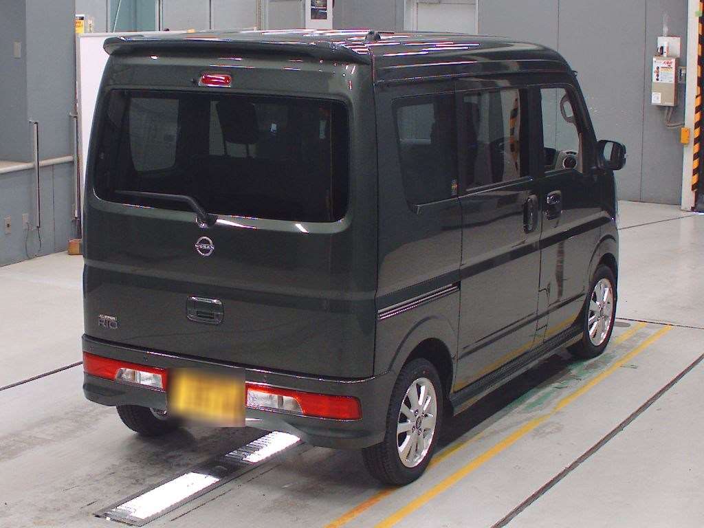 NISSAN NV100 CLIPPER