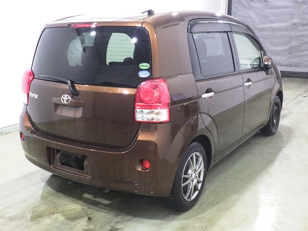 TOYOTA PORTE