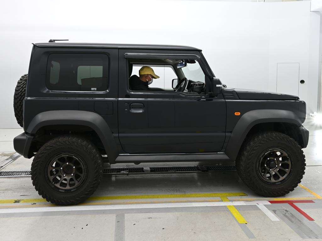 SUZUKI JIMNY SIERRA