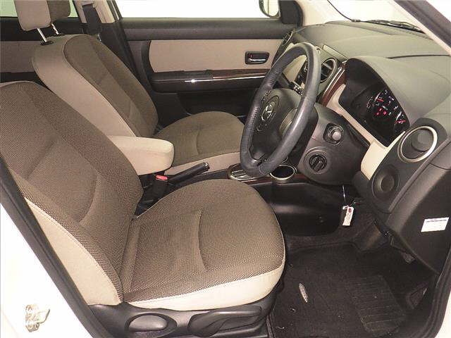 MAZDA VERISA