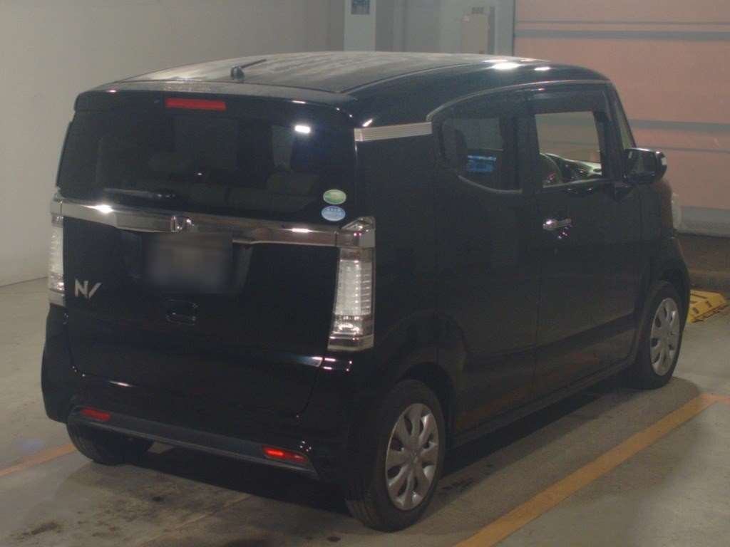 HONDA N-BOX SLASH