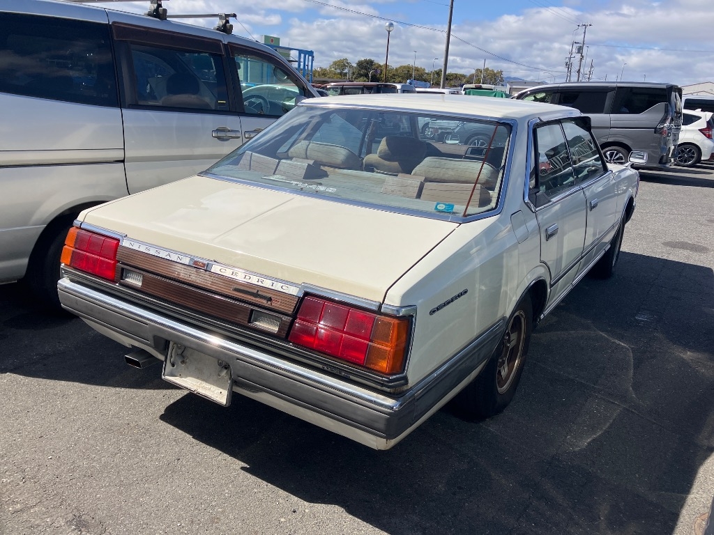 NISSAN CEDRIC