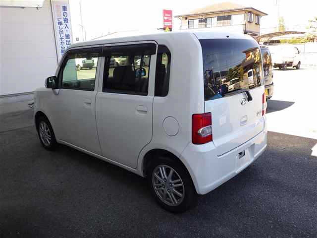 DAIHATSU MOVE CONTE