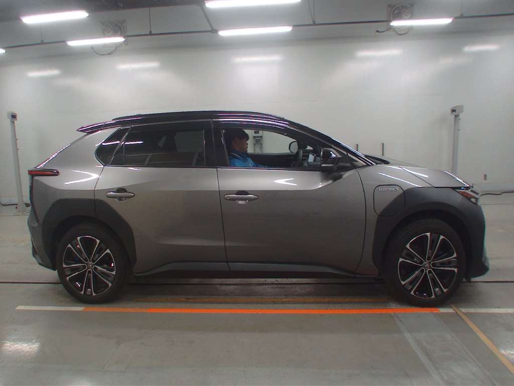 TOYOTA BZ4X