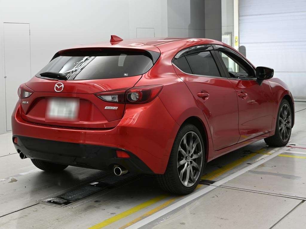 MAZDA AXELA