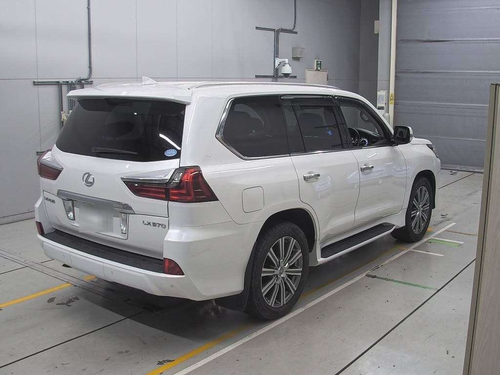 LEXUS LX570