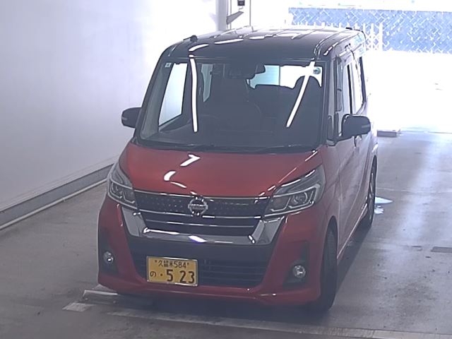 NISSAN DAYZ ROOX