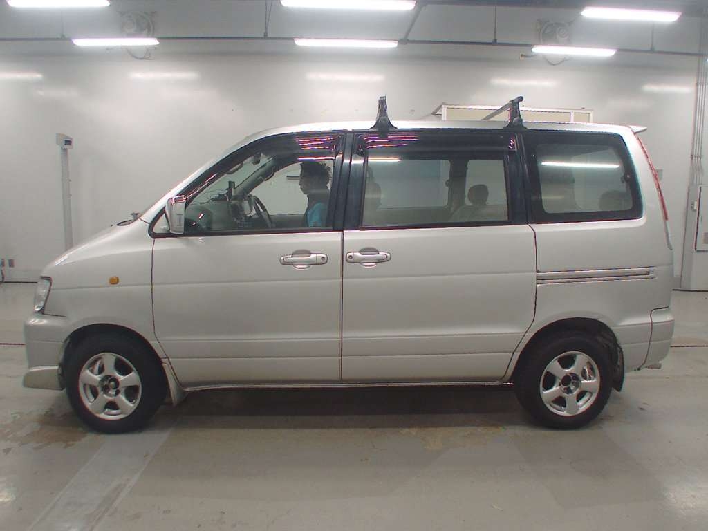 TOYOTA LITE ACE NOAH