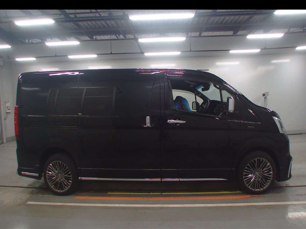 TOYOTA GRANACE
