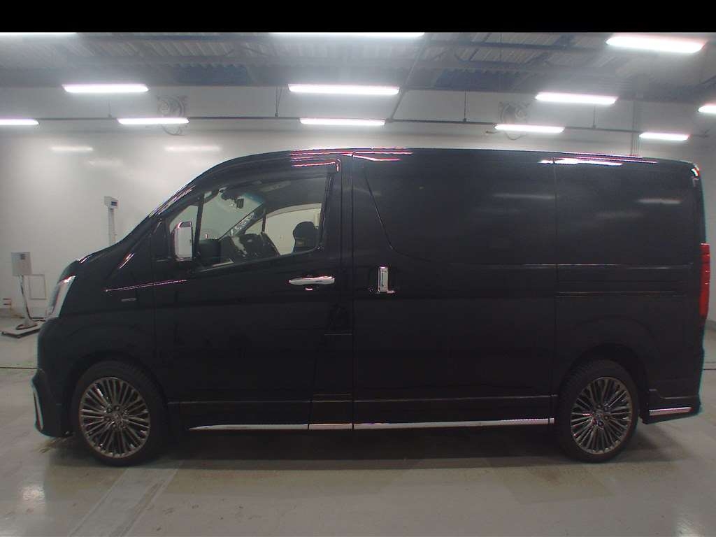 TOYOTA GRANACE