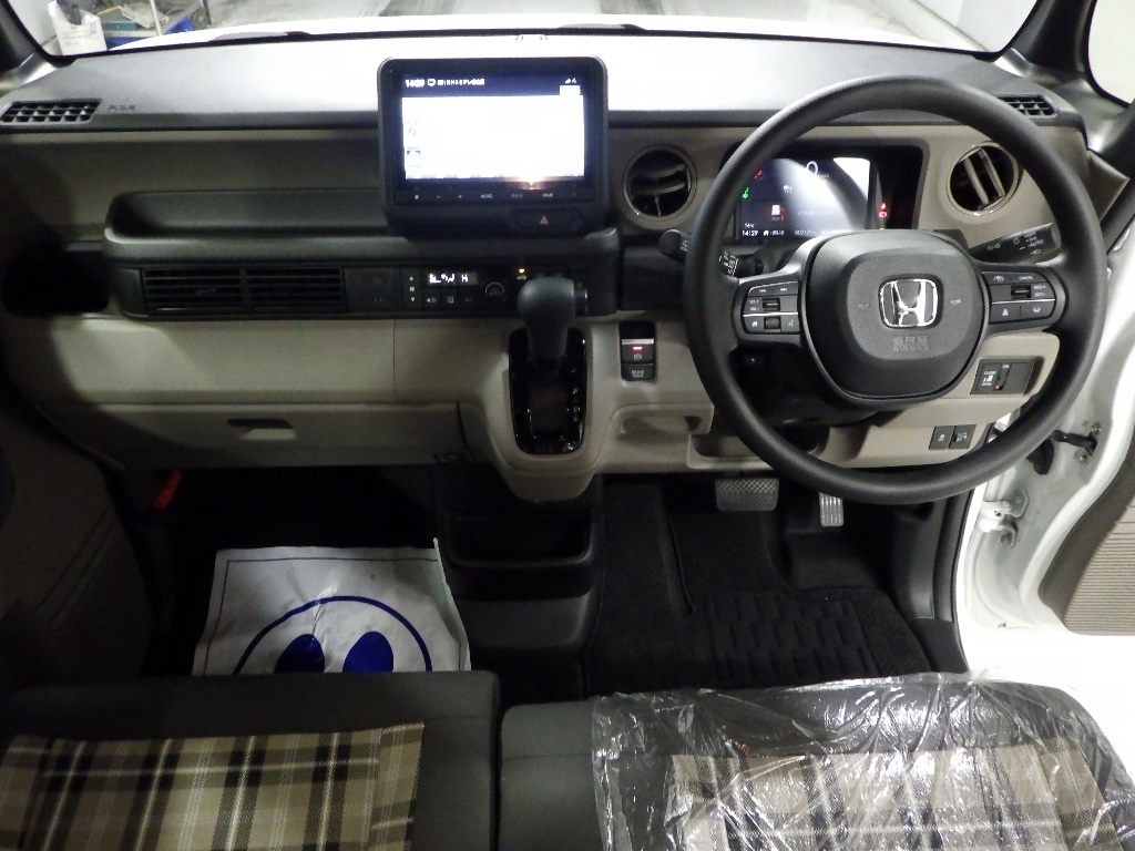 HONDA N-BOX