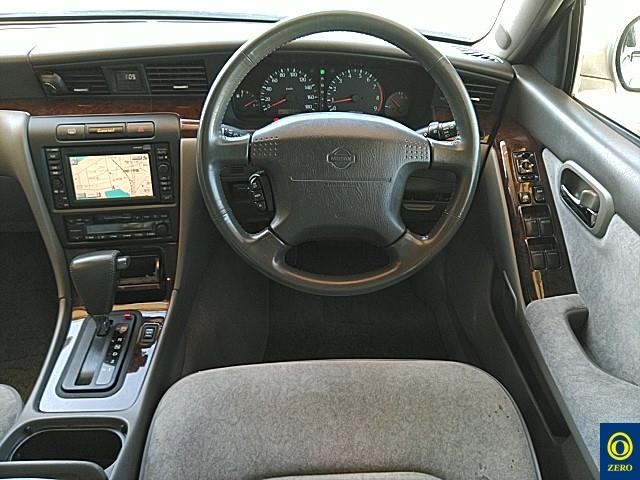 NISSAN LAUREL