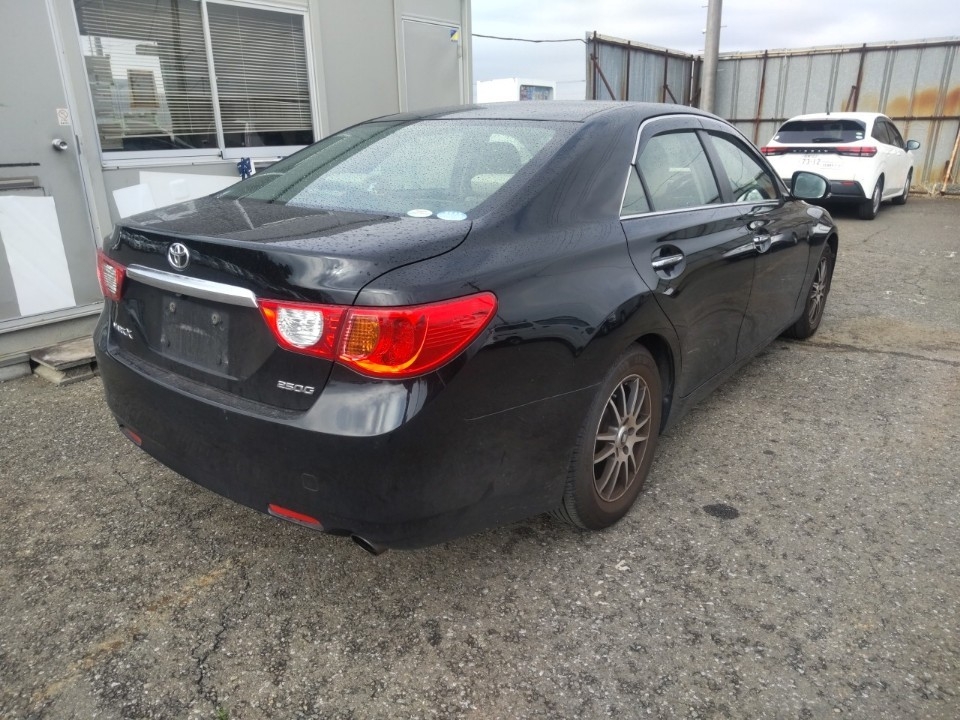 TOYOTA MARK X