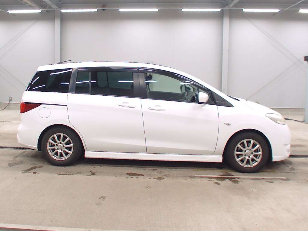 NISSAN LAFESTA