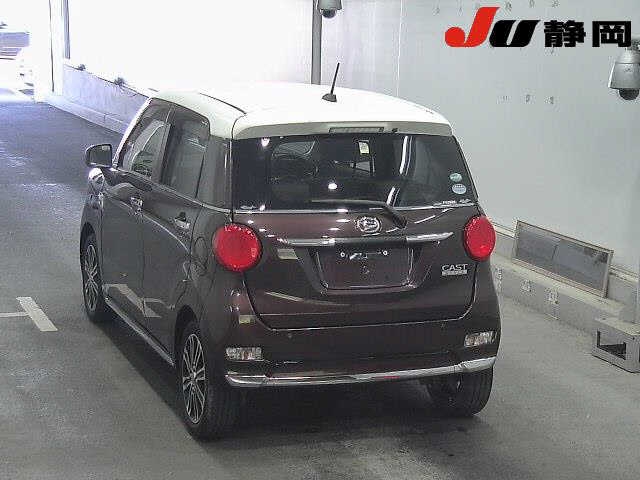 DAIHATSU CAST