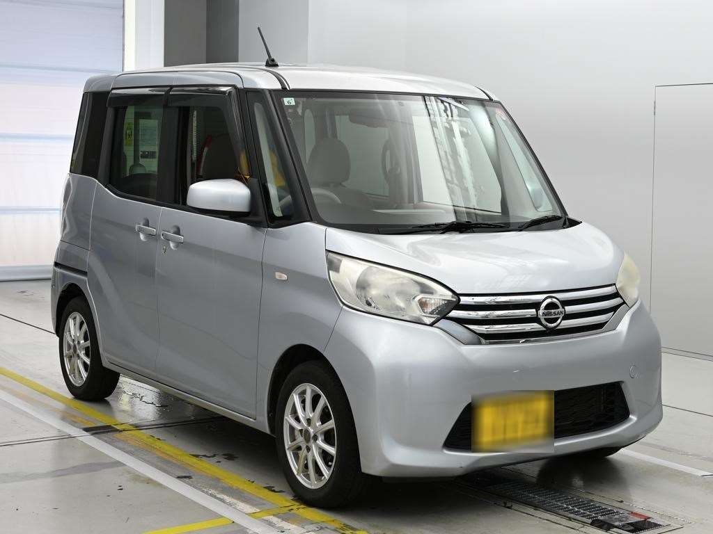 NISSAN DAYZ ROOX
