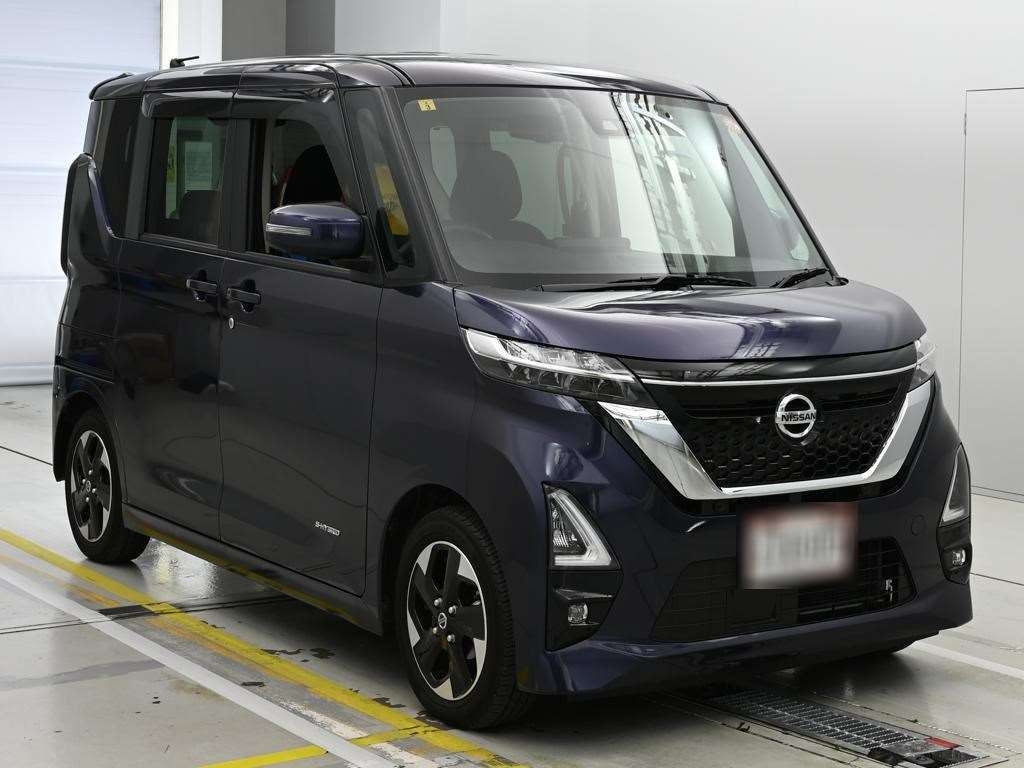 NISSAN ROOX