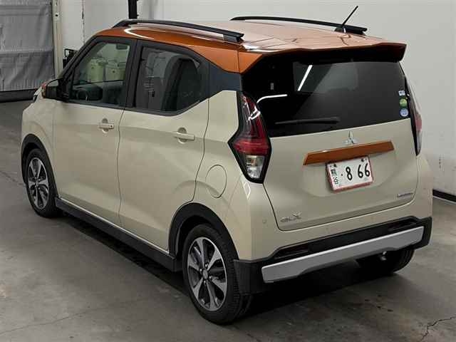 MITSUBISHI EK X