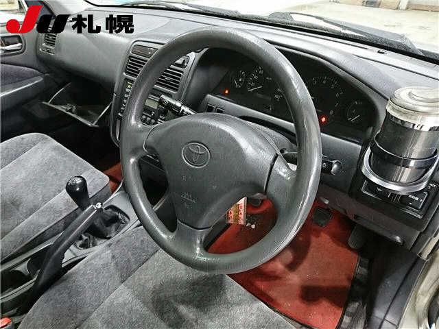 TOYOTA CARINA