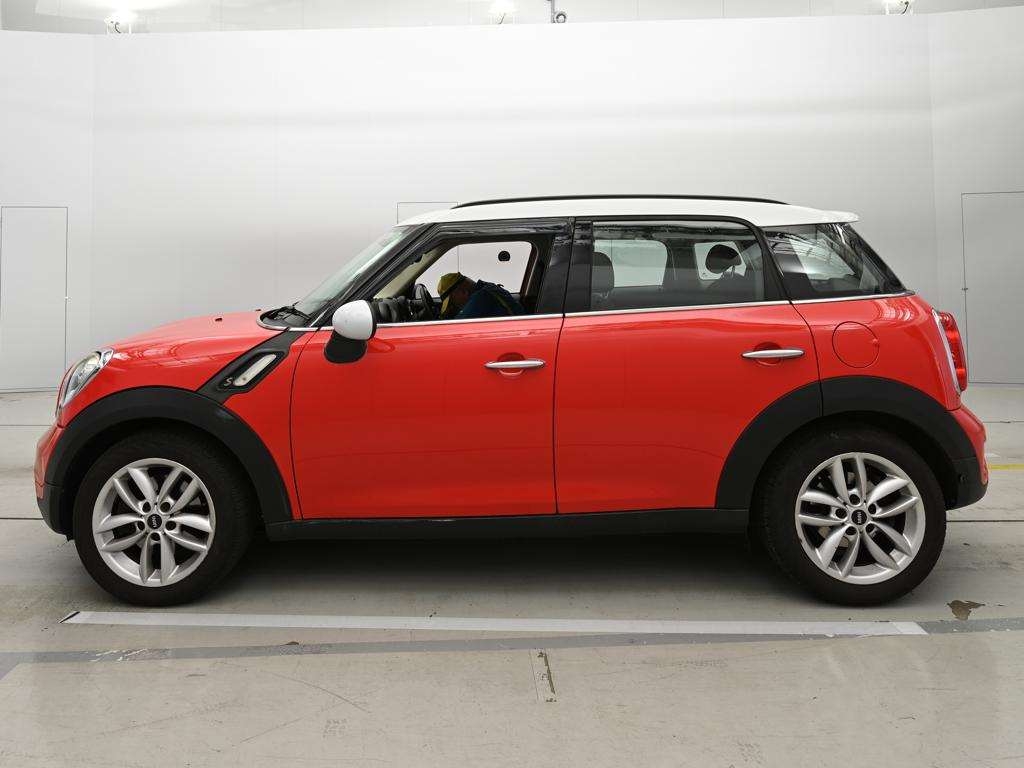 MINI CROSSOVER