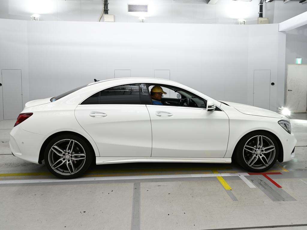 MERCEDES-BENZ CLA-CLASS