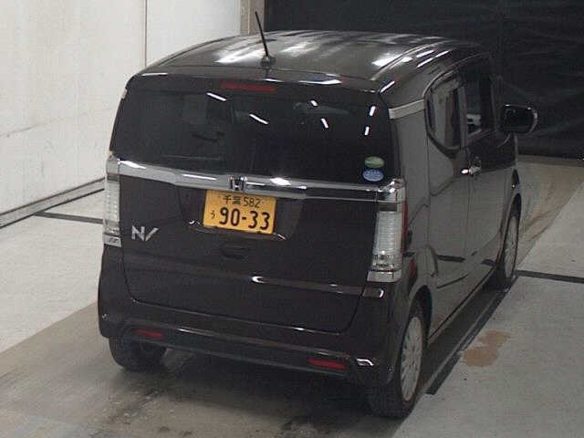 HONDA N-BOX SLASH