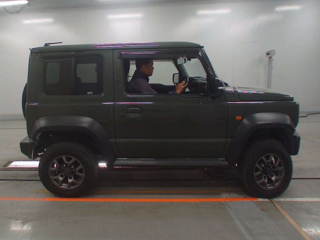 SUZUKI JIMNY SIERRA