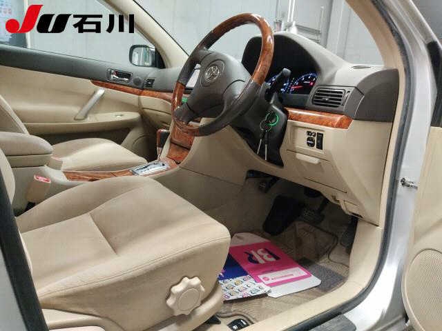 TOYOTA PREMIO