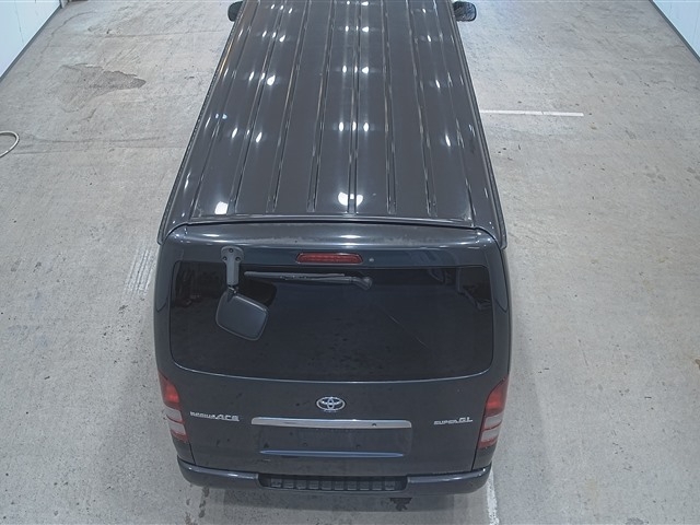 TOYOTA REGIUS ACE