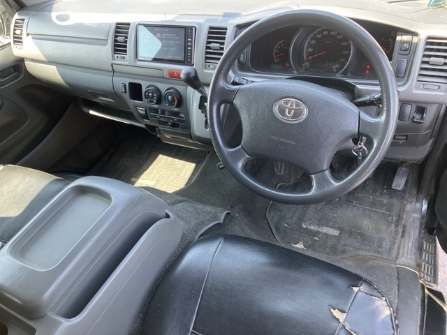 TOYOTA REGIUS ACE