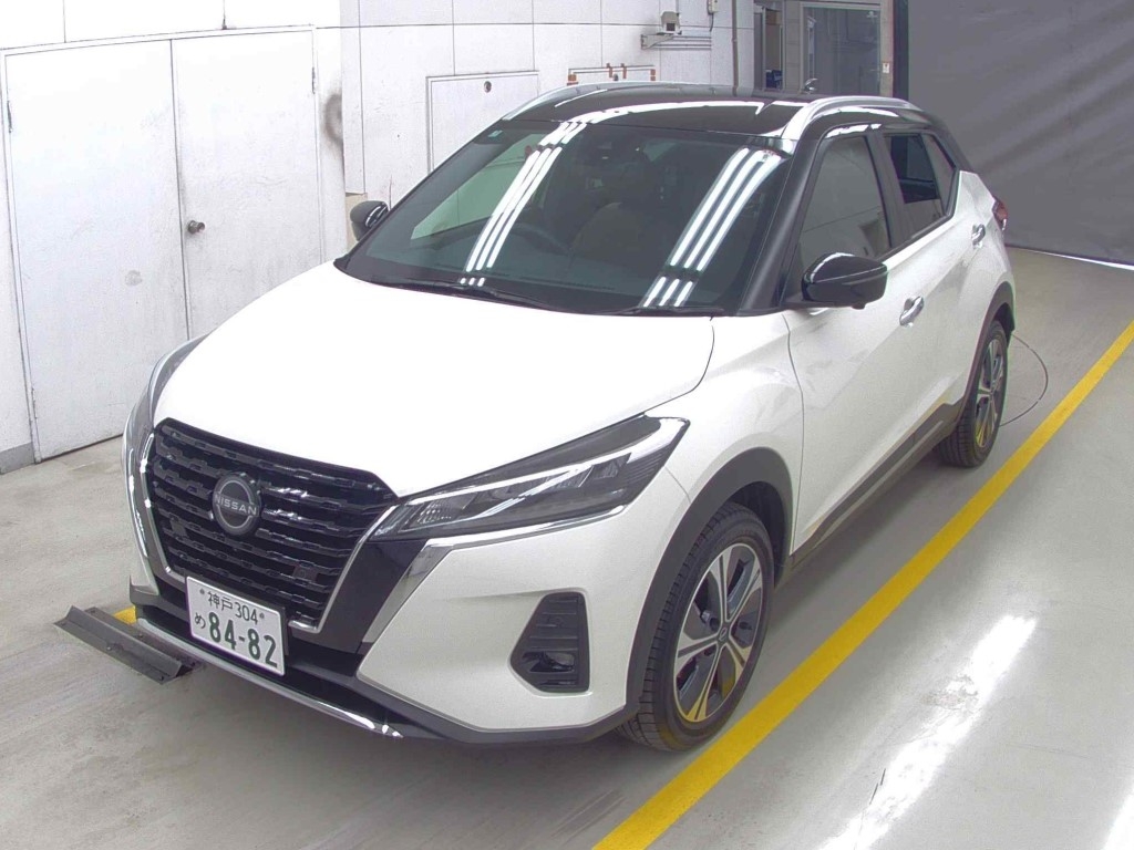 NISSAN KICKS