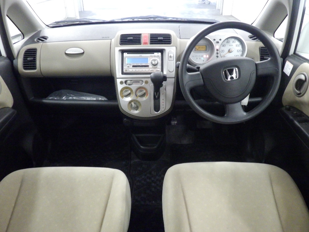 HONDA LIFE