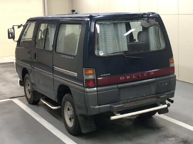 MITSUBISHI DELICA