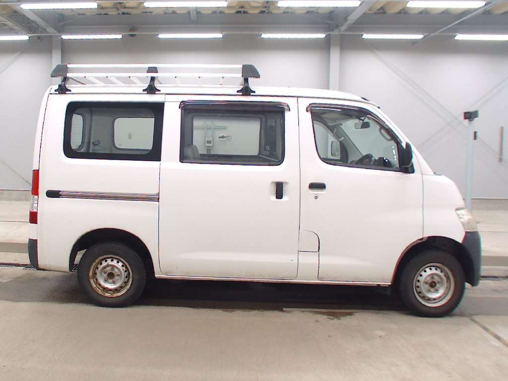 TOYOTA LITE ACE