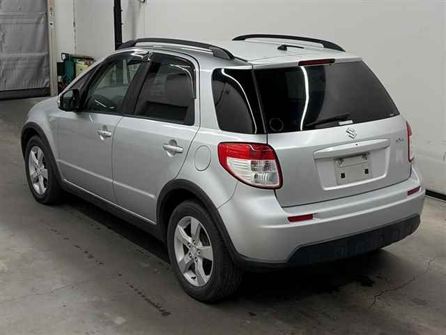 SUZUKI SX4