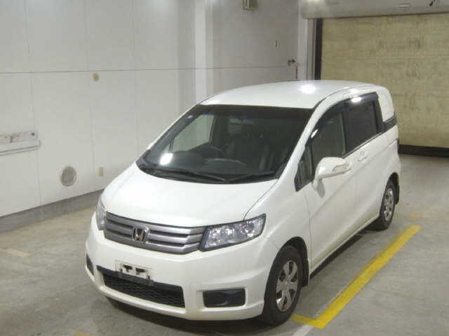 HONDA FREED SPIKE