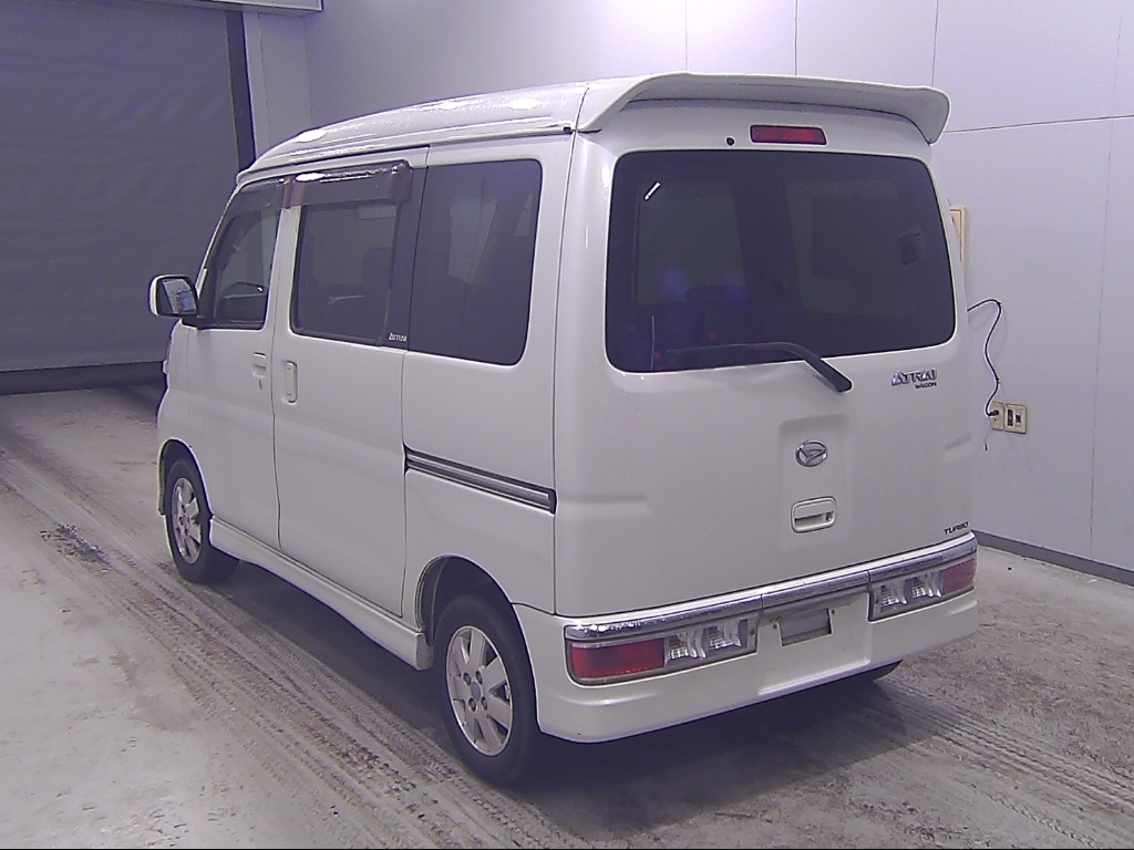 DAIHATSU ATRAI
