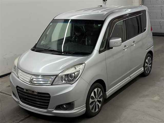 MITSUBISHI DELICA D:2