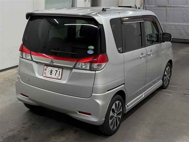 MITSUBISHI DELICA D:2