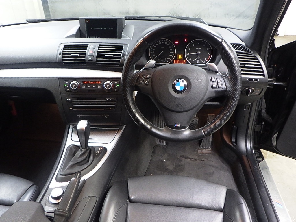 BMW 1-SERIES
