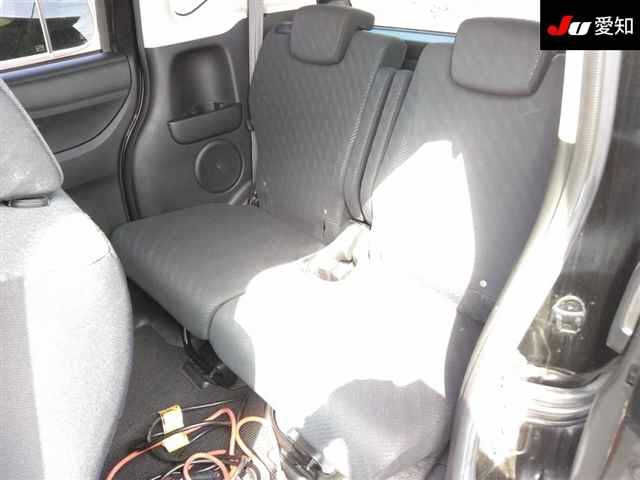 HONDA N-BOX+
