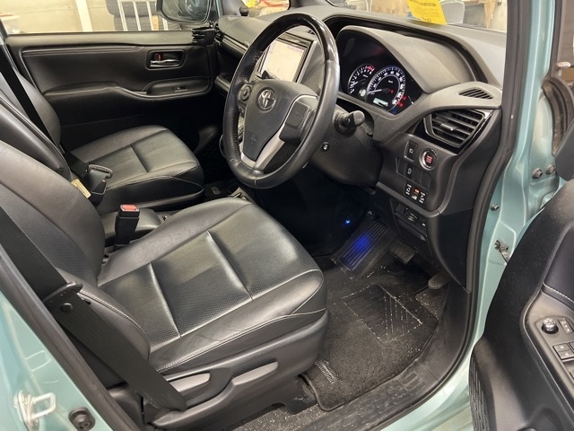 TOYOTA ESQUIRE